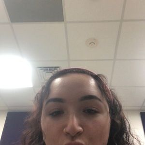 Meet your Posher, Amelia